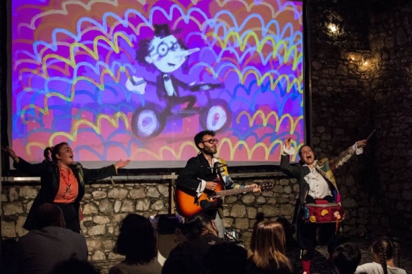 FAMIGLIE A TEATRO &quot;SUMMER EDITION” A SEZZE