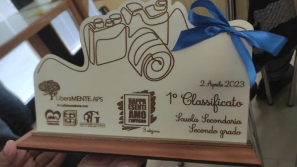 L&#039;ITS BIANCHINI DI TERRACINA PRIMO CLASSIFICATO AL CONTEST FOTOGRAFICO “RAPPRESENTIAMO L&#039;AUTISMO”