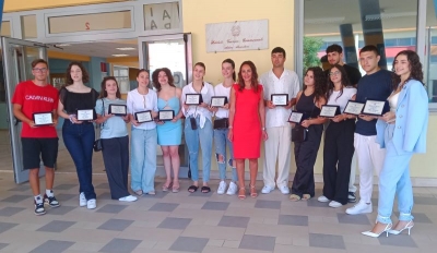 CERIMONIA DI PREMIAZIONE DELLE ECCELENZE ALL&#039;ITS A. BIANCHINI