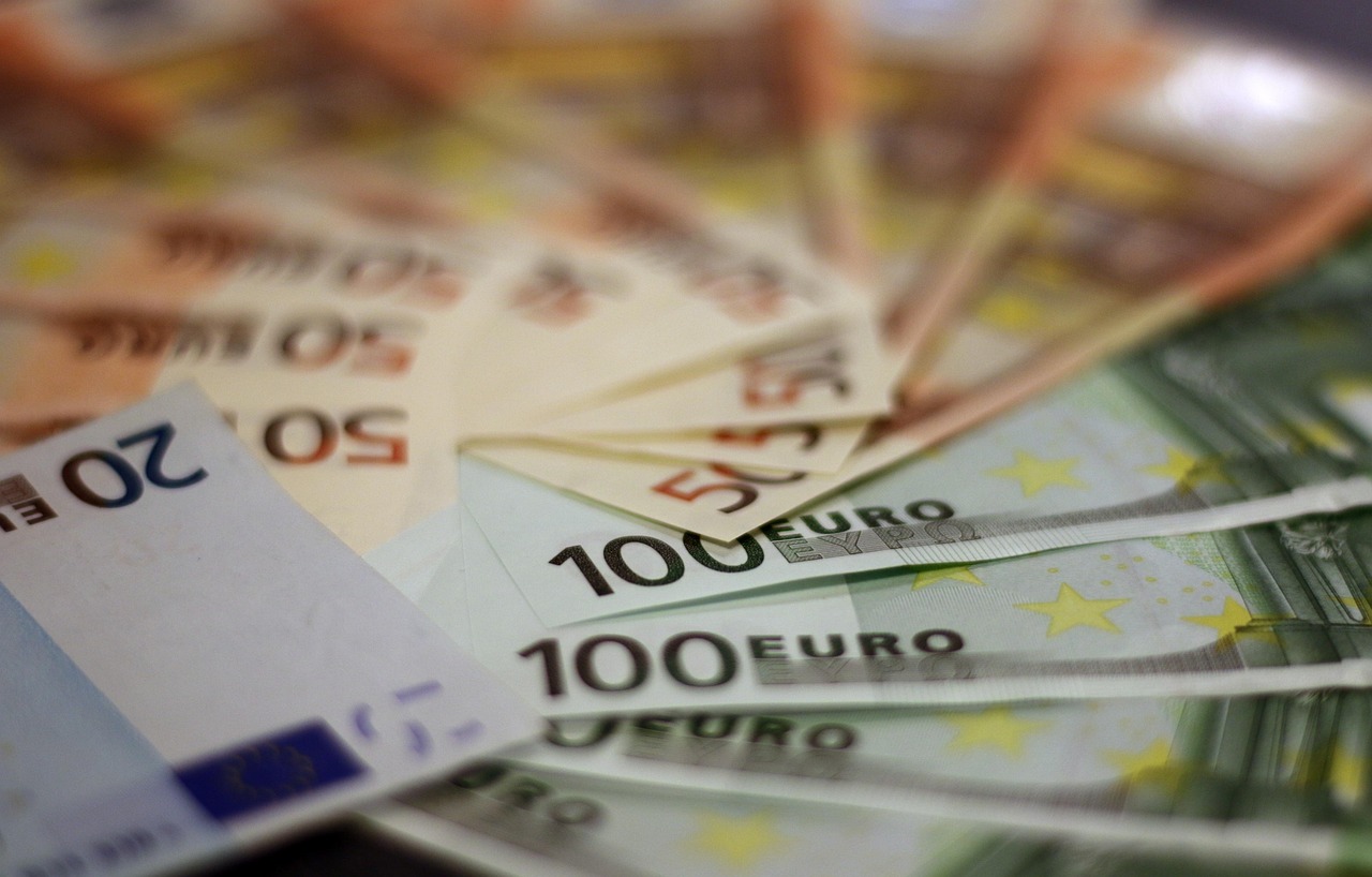 Immagine che illustra il processo di richiesta del Bonus INPS da 250 euro.